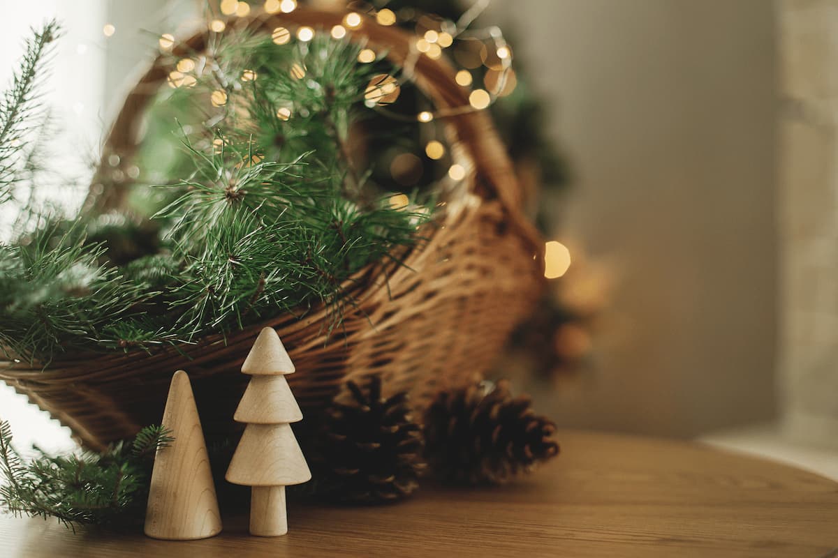 stylish wicker basket with christmas fir branches 2023 11 27 05 07 32 utc 1 MimPlas